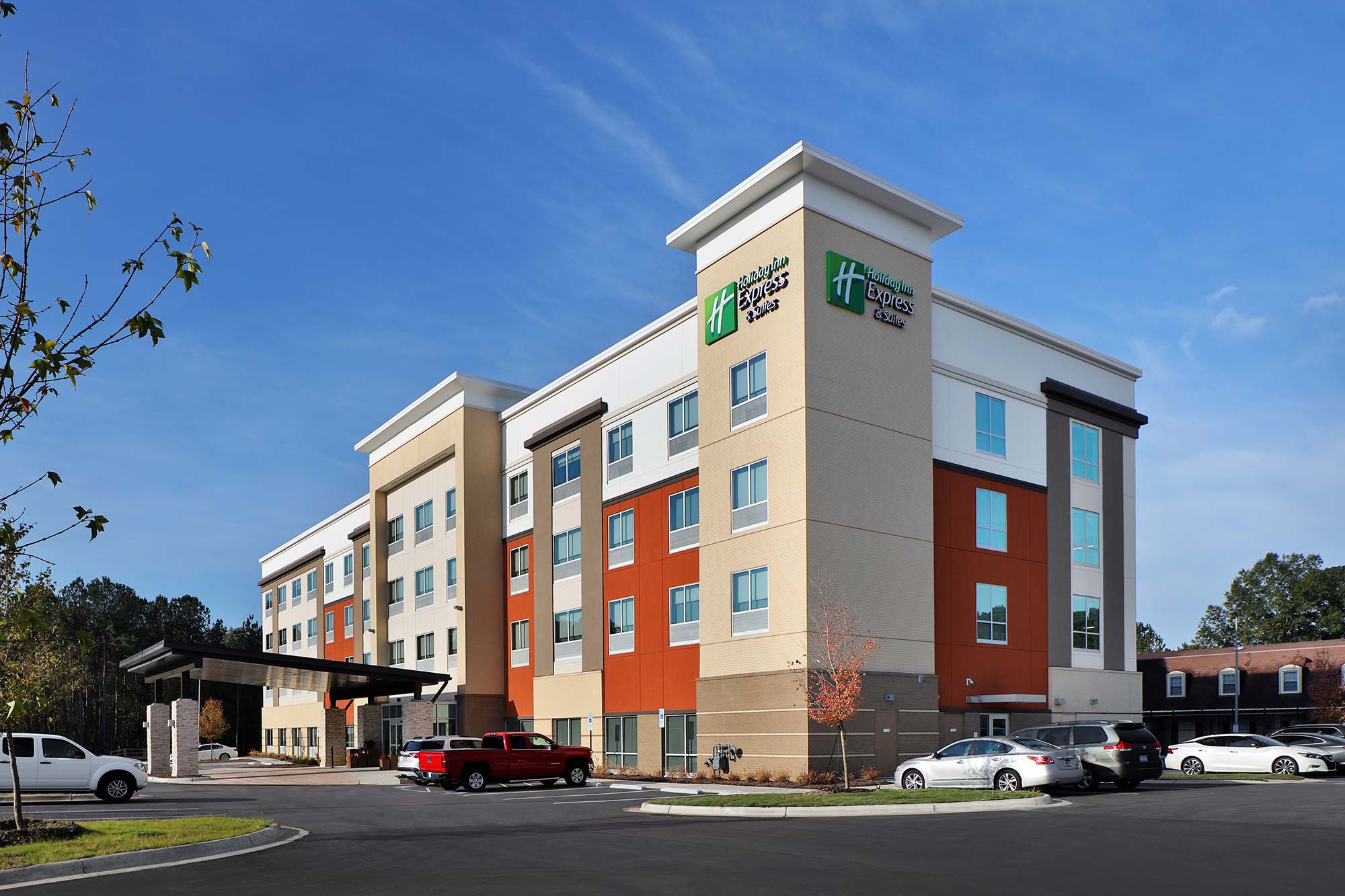 Gallery-IMG-Holiday-Inn-Express-1.jpg