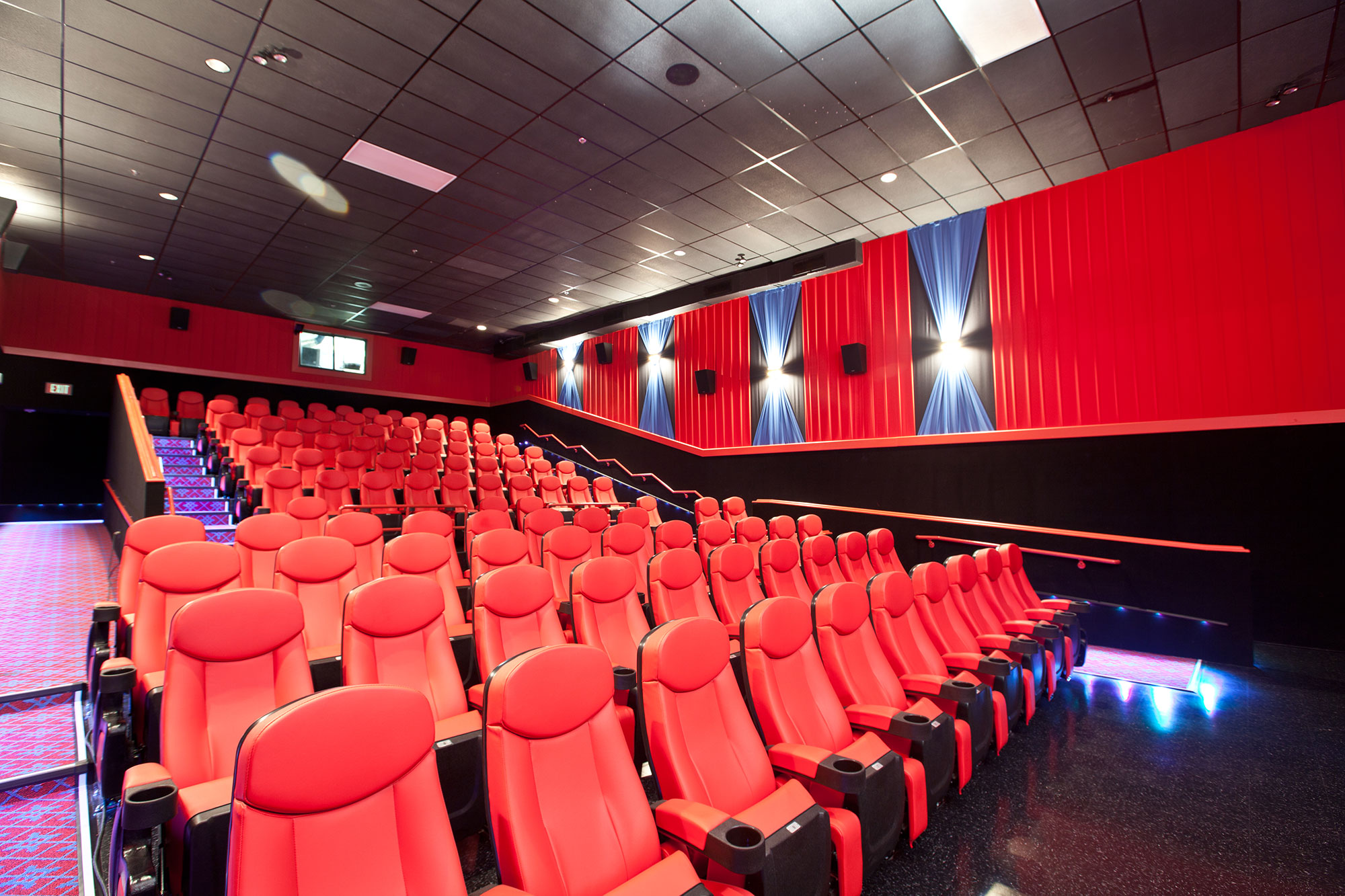 gallery-IMG-Frank-Theatre-8.jpg