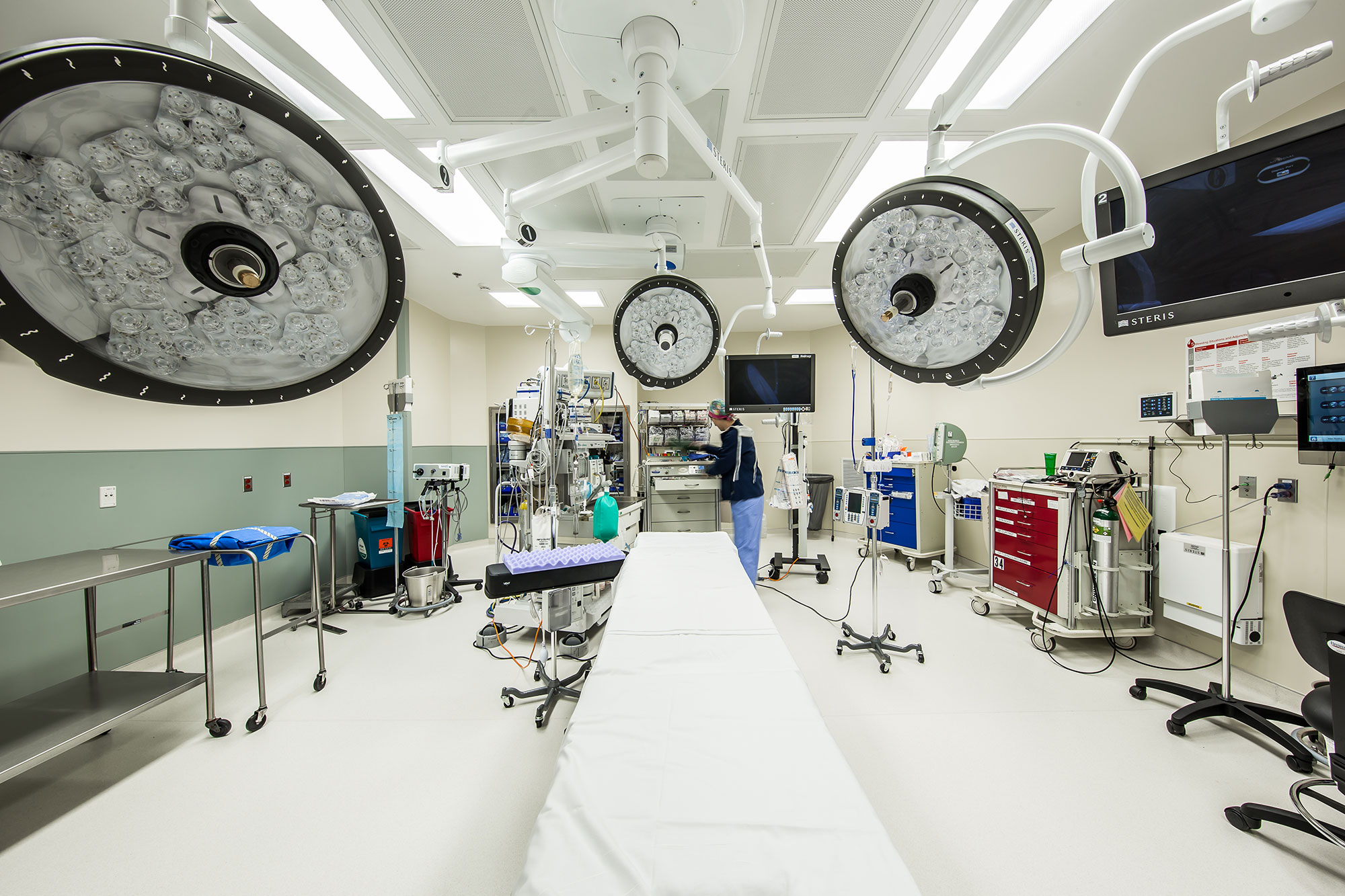 gallery-IMG-Trident-Med-OR-Reno-2.jpg